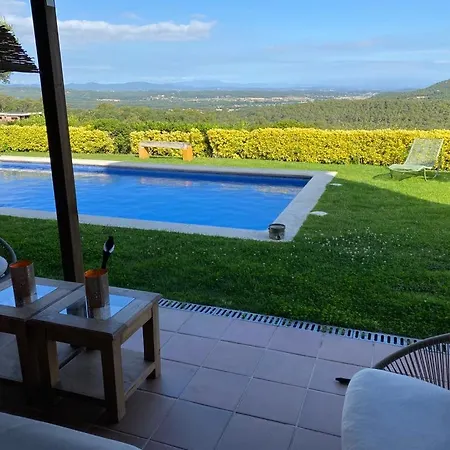 Tres Olivos - Vila *